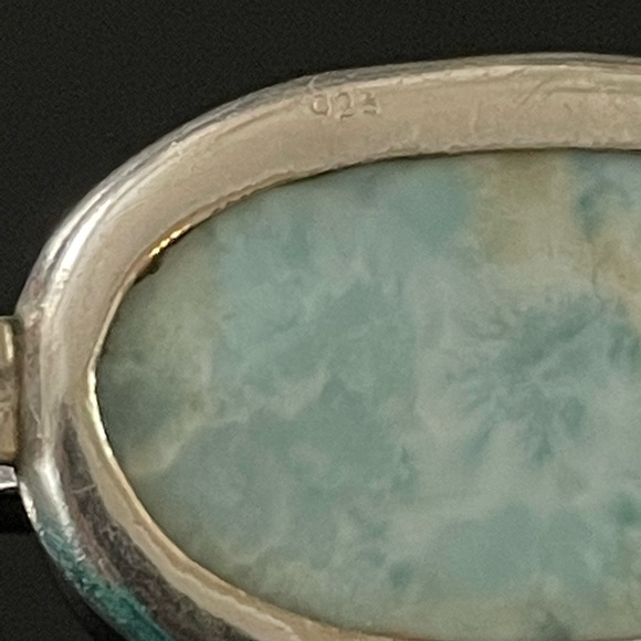 Silver Semi Precious Stone Pendant - Picture 3 of 3